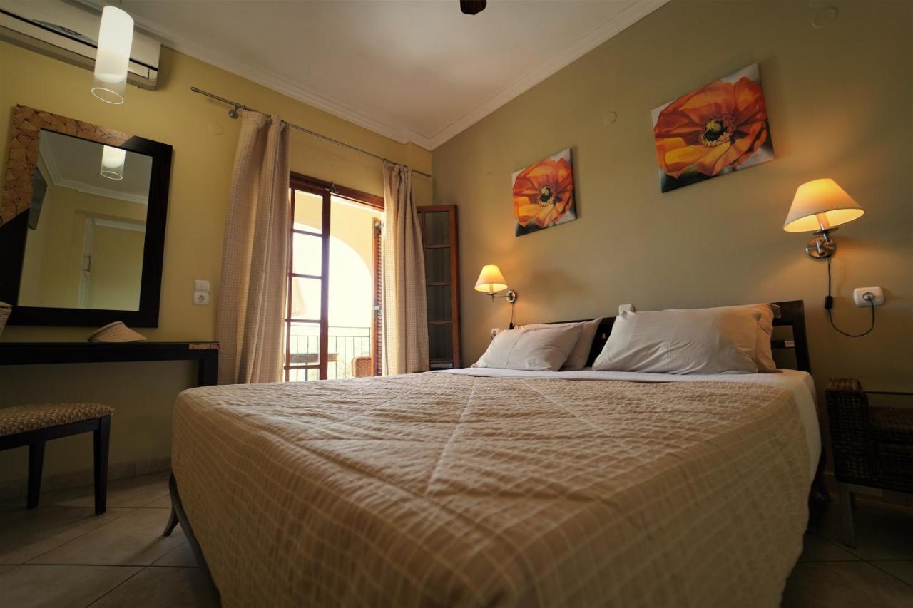 Bella Vista Hotel Studios & Apartments Parga Eksteriør billede