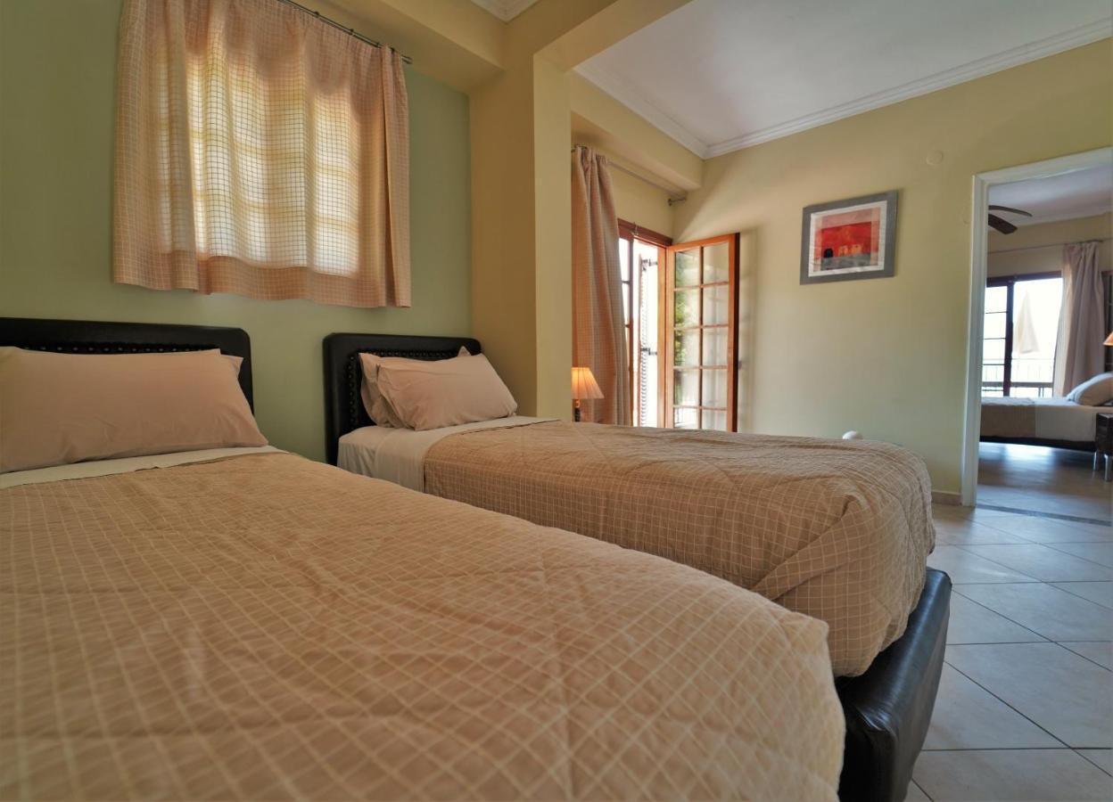 Bella Vista Hotel Studios & Apartments Parga Eksteriør billede