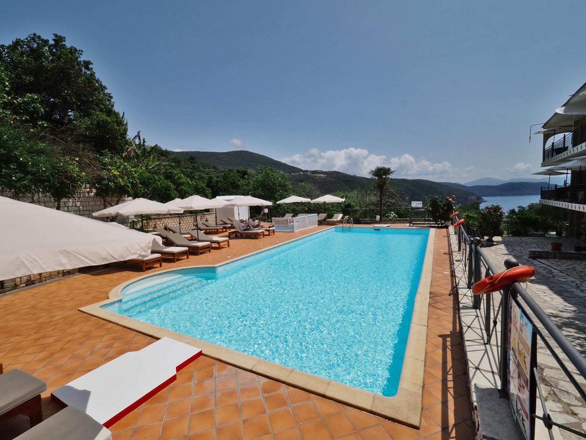 Bella Vista Hotel Studios & Apartments Parga Eksteriør billede