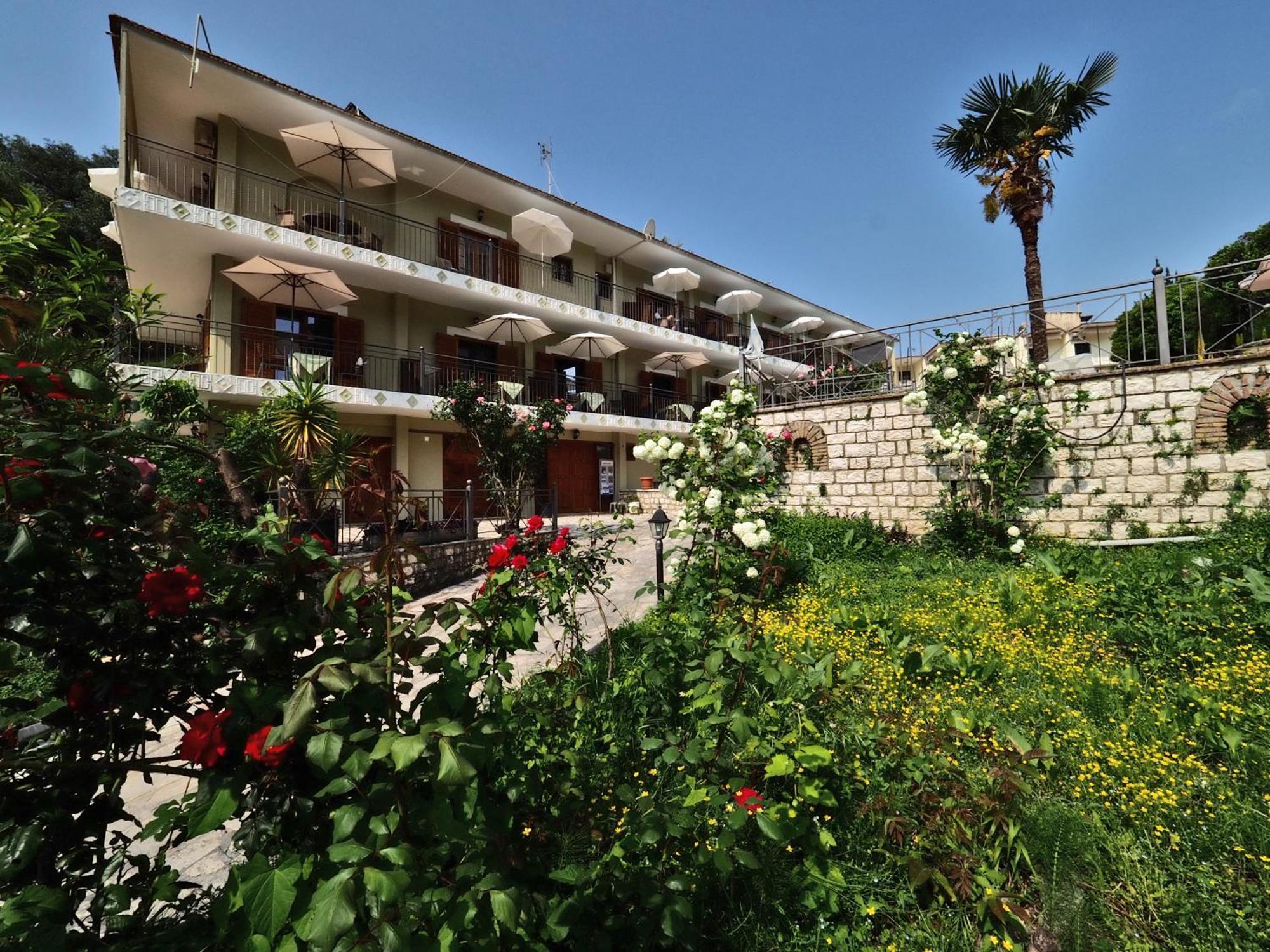 Bella Vista Hotel Studios & Apartments Parga Eksteriør billede